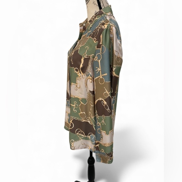 J.McLaughlin Silk Blend Equestrian Print Button Down Blouse – Size M (NWOT) - Picture 2 of 7